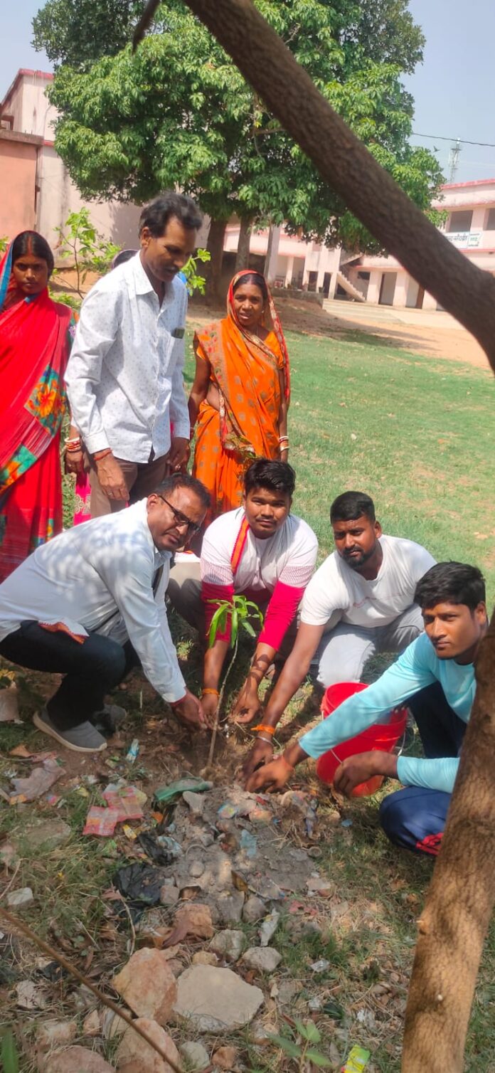 World Environment Day 2022,World Environment Day,Hazaribagh News, Dainik Bharat,Barhi News,Environment Day,Environment Day 2022