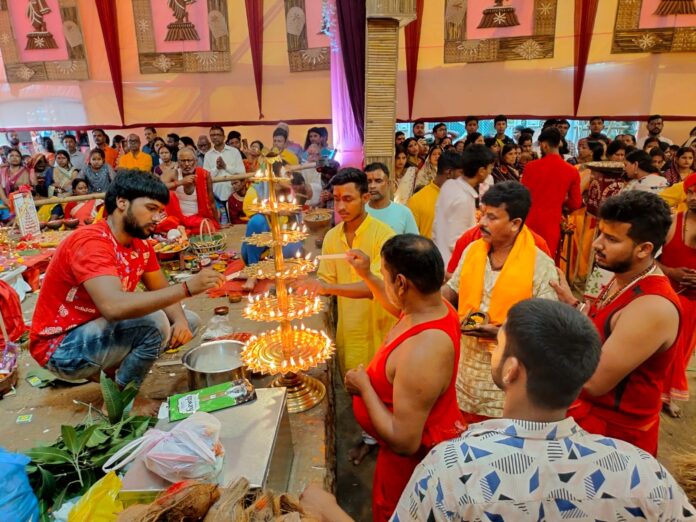 Bada Bazar Durga Puja Mahasamiti