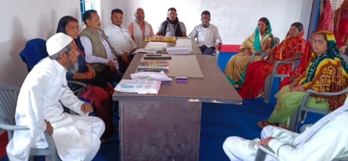 People of Muslim society held a meeting