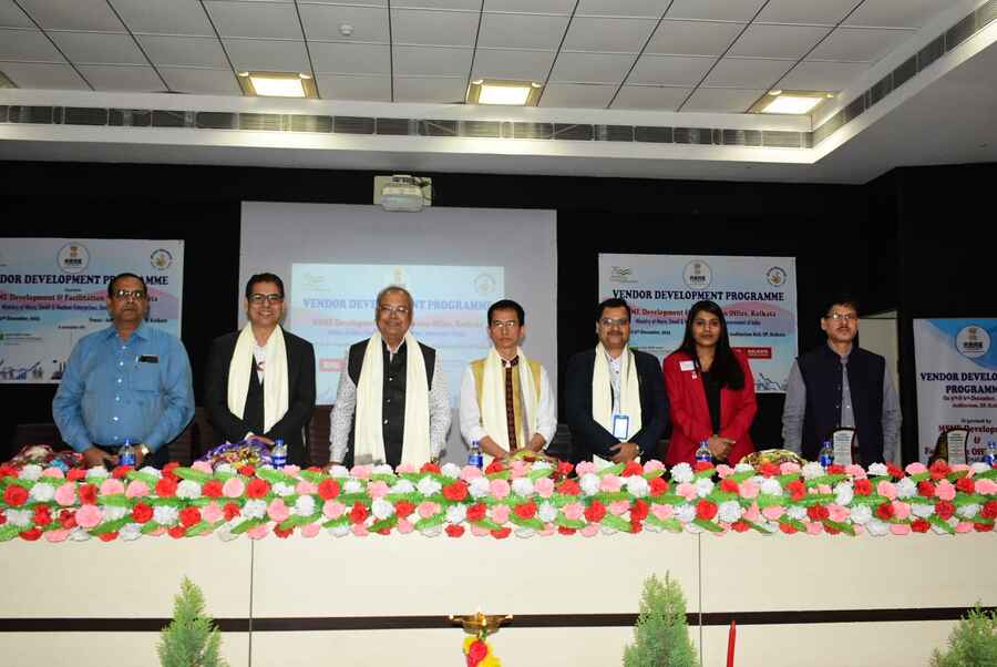 MSME-DFO, Kolkata organized Vendor Development Programme 
for the MSME Sector 
