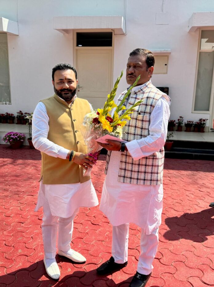 Rana Sujit Singh met Bihar Pradesh Congress President Akhilesh Pratap Singh regarding preparations for Lok Sabha elections!