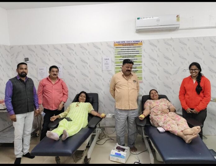 Women power of Hazaribagh Youth Wing set a unique example by helping thalassemia children